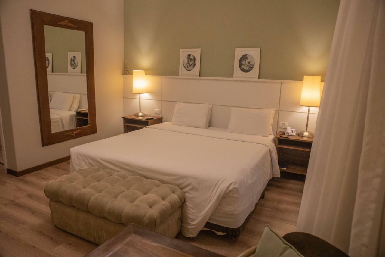 Hotel Planalto Select Ponta Grossa 4*